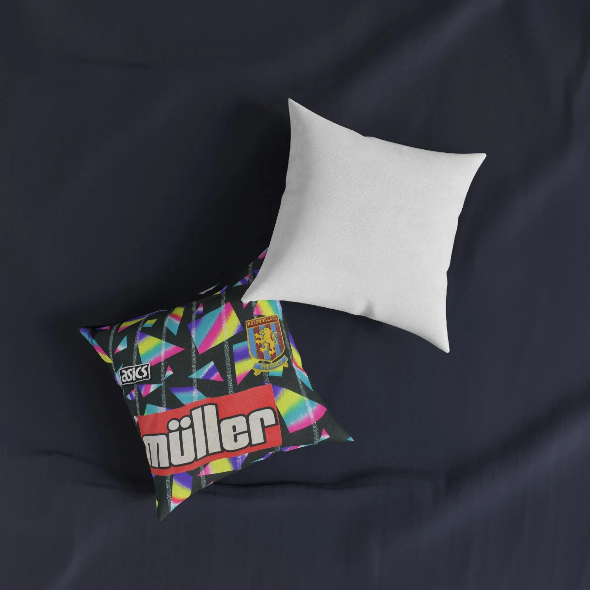 Aston Villa RETRO GK Kit 94/95 Square Pillow