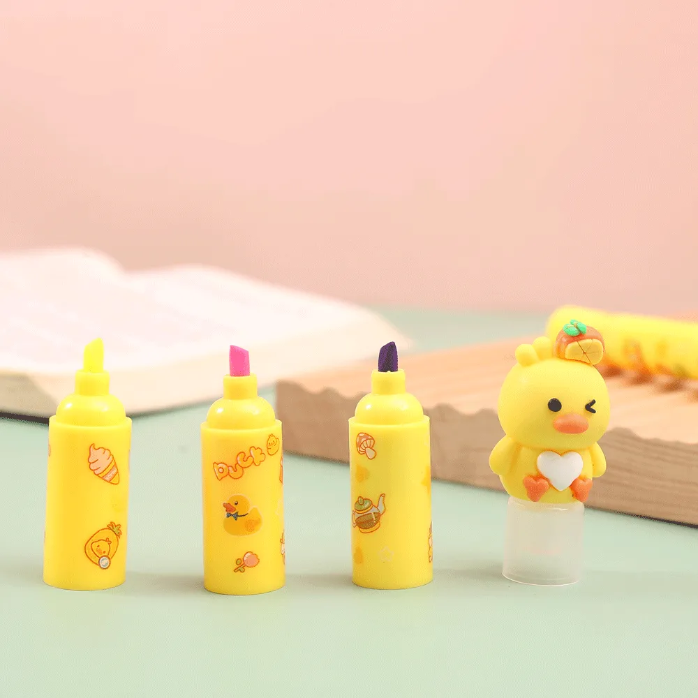 Duck Style Highlighter Pen.