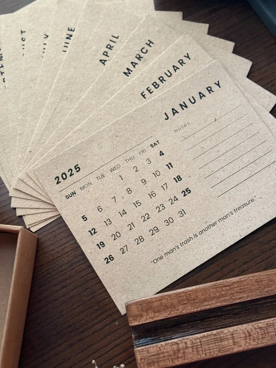 Sustainable Desk calendar 2025